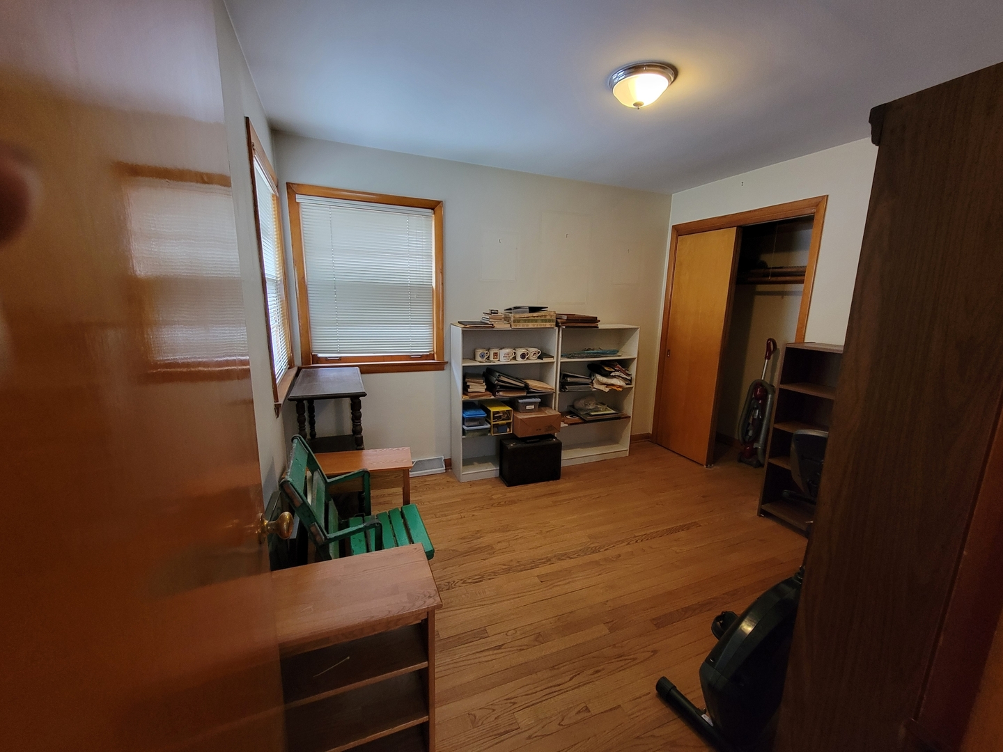 5316 N Rutherford Avenue, Chicago, IL 60656