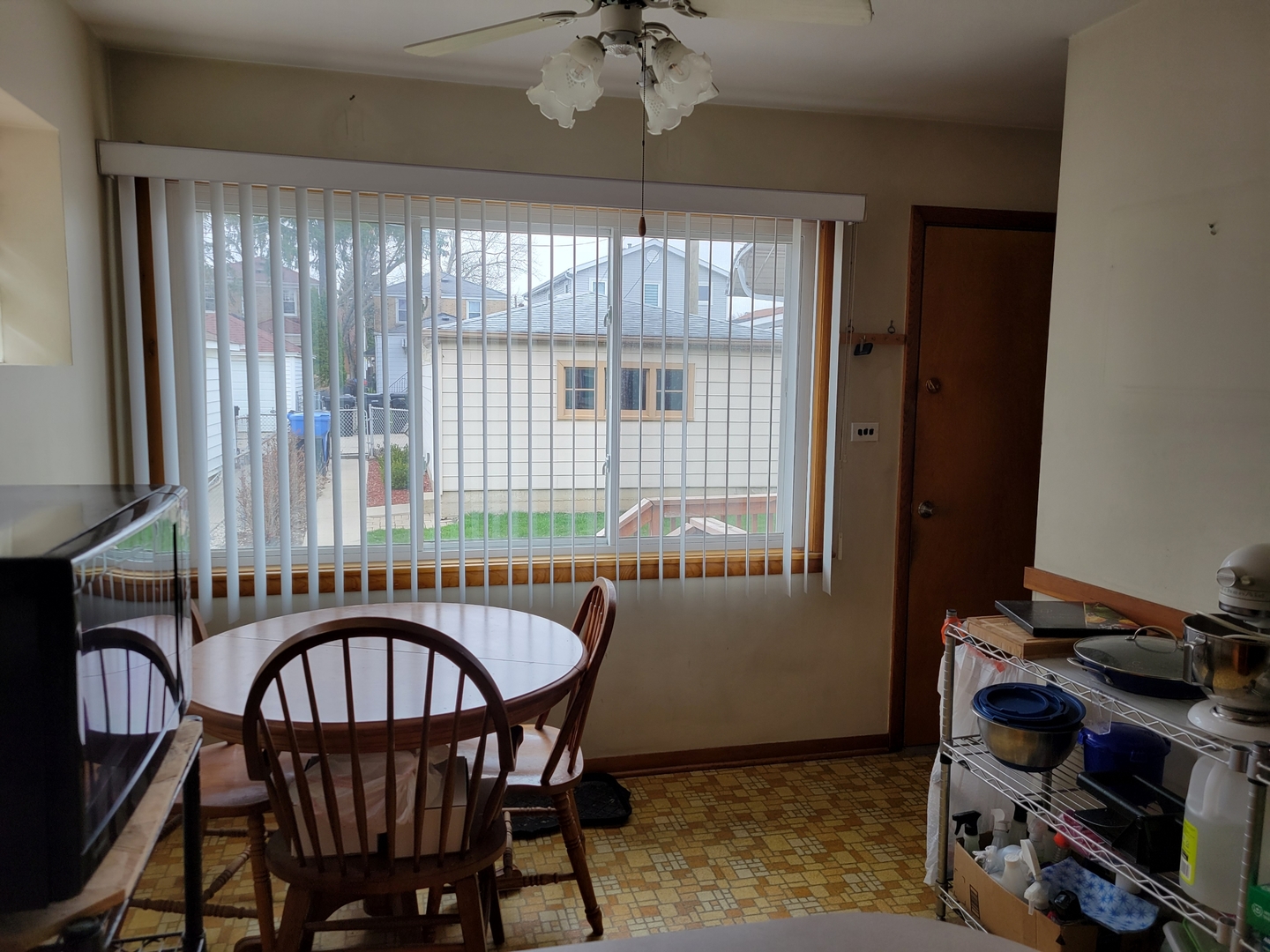 5316 N Rutherford Avenue, Chicago, IL 60656