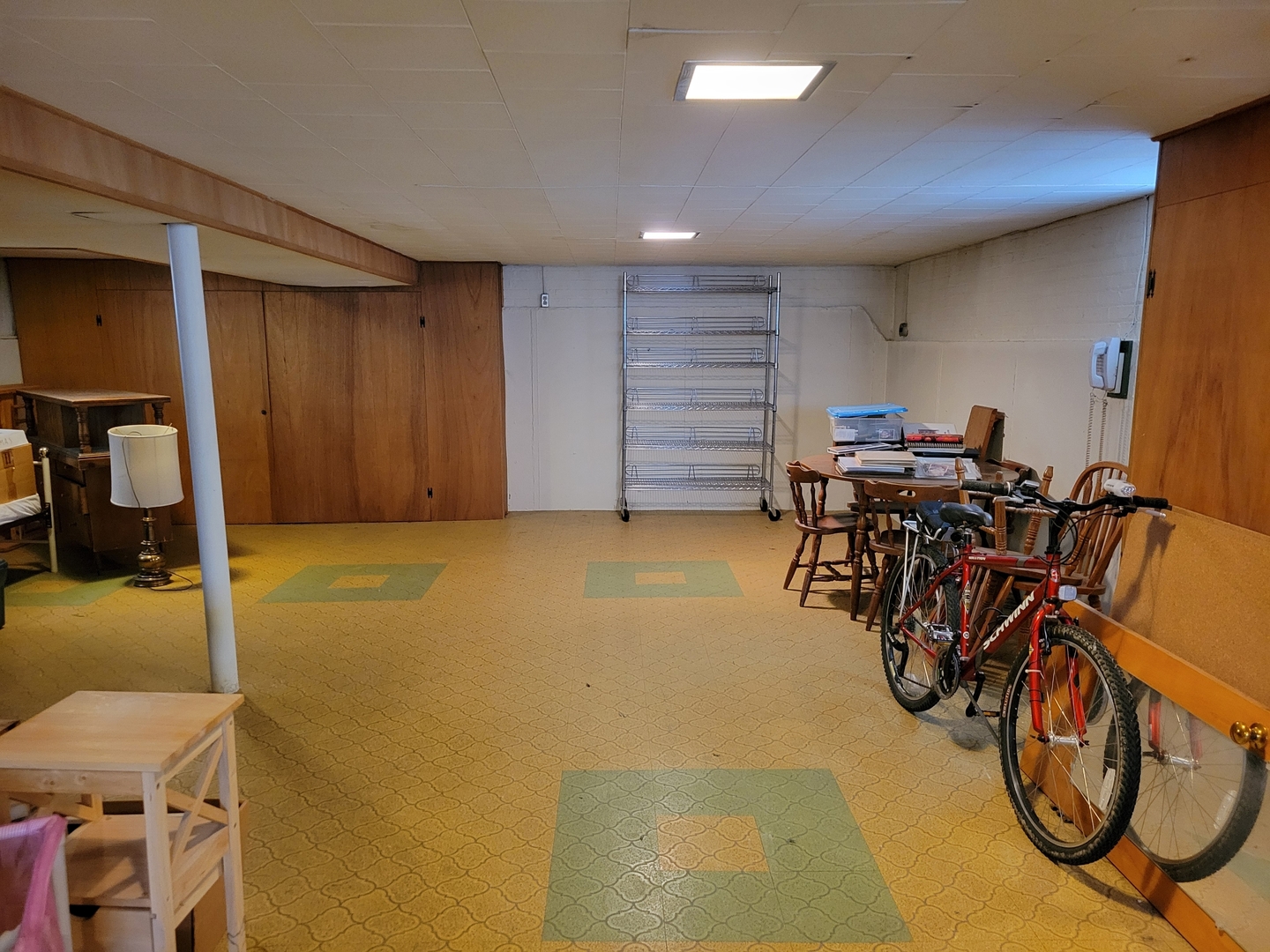 5316 N Rutherford Avenue, Chicago, IL 60656