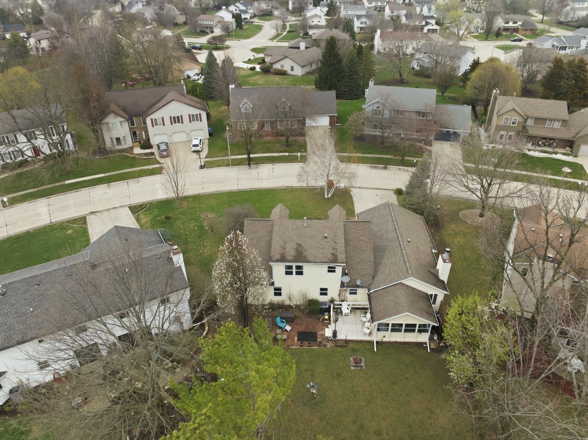 24 Bay Pointe Drive, Bloomington, IL 61704