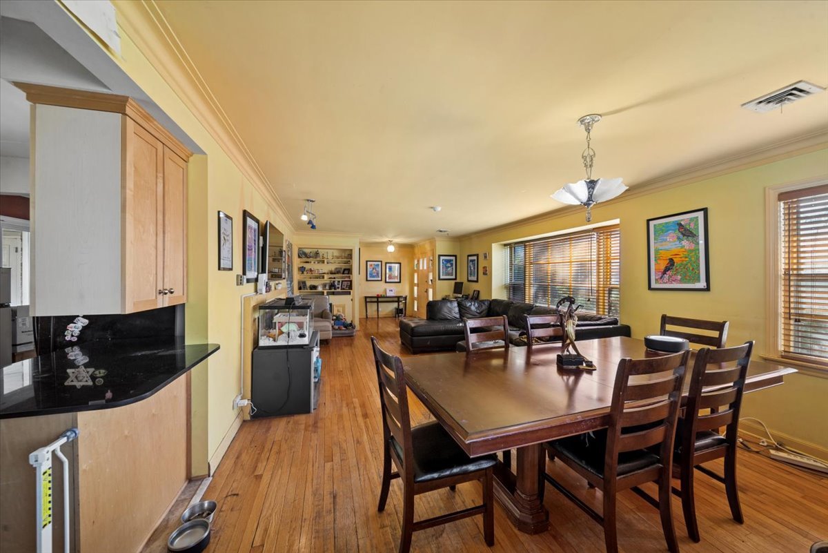 105 N Main Street, Lombard, IL 60148