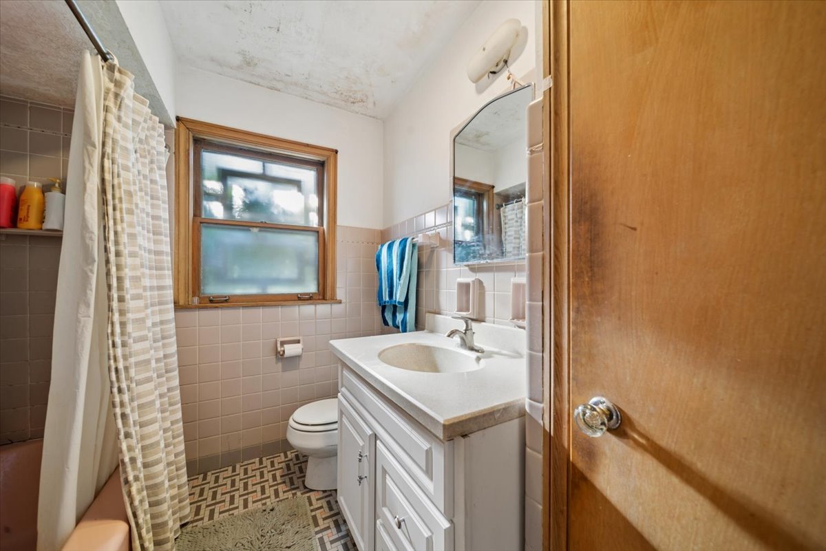 105 N Main Street, Lombard, IL 60148