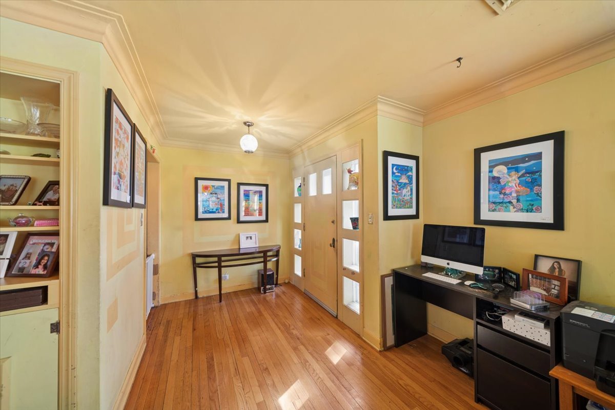 105 N Main Street, Lombard, IL 60148