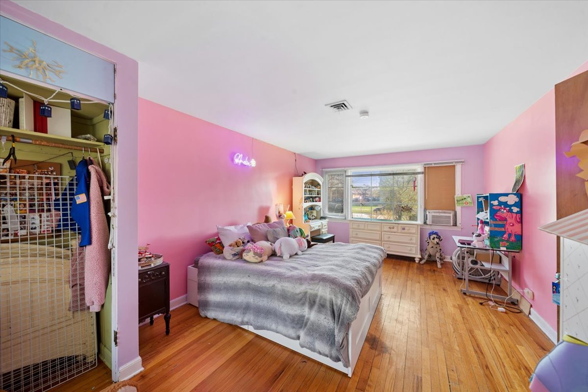 105 N Main Street, Lombard, IL 60148