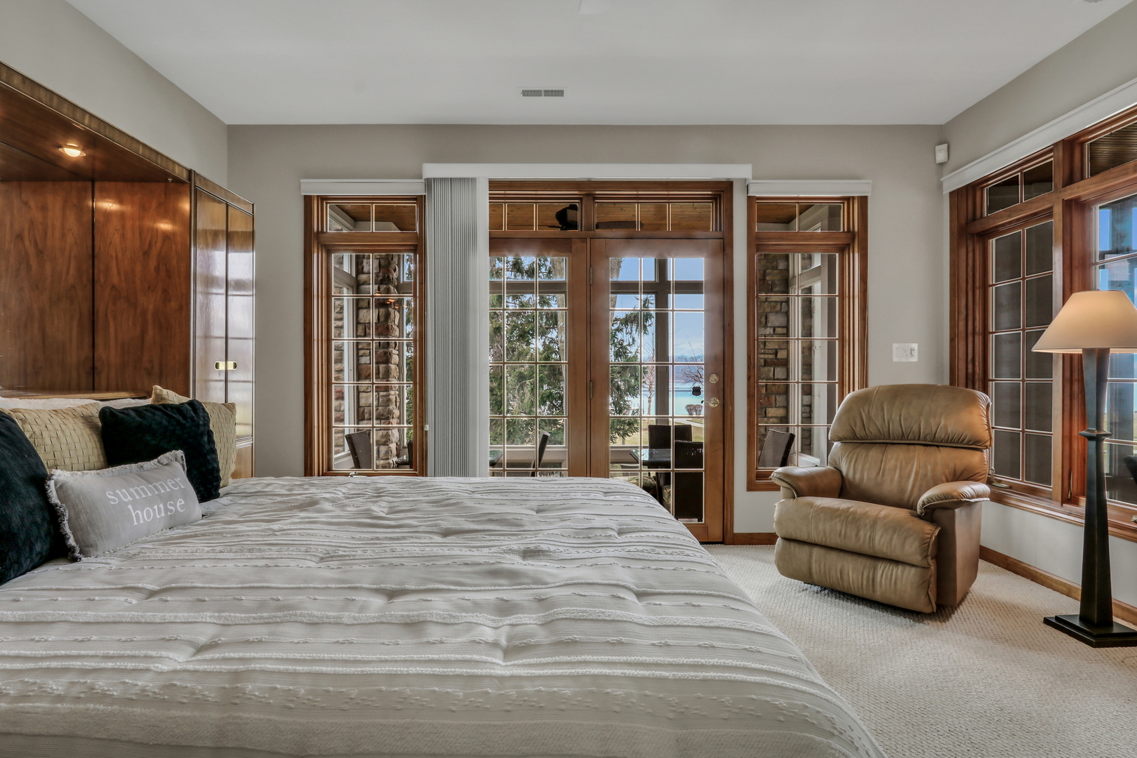 38856 N Cedar Crest Drive, Lake Villa, IL 60046