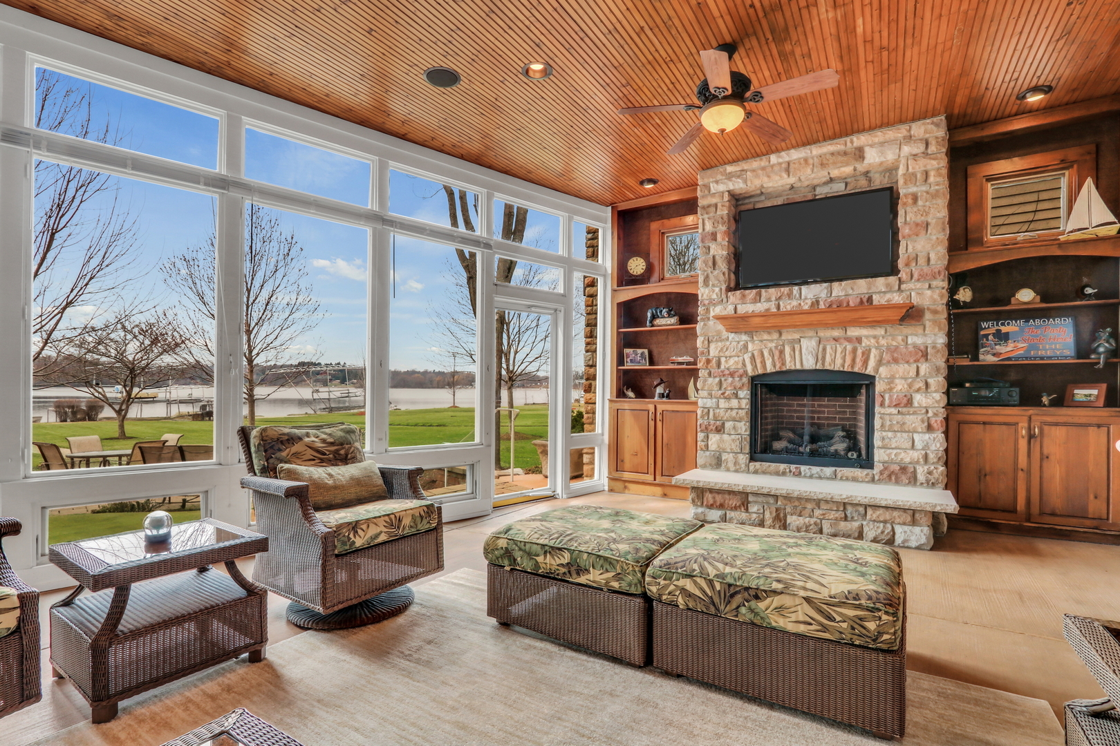 38856 N Cedar Crest Drive, Lake Villa, IL 60046