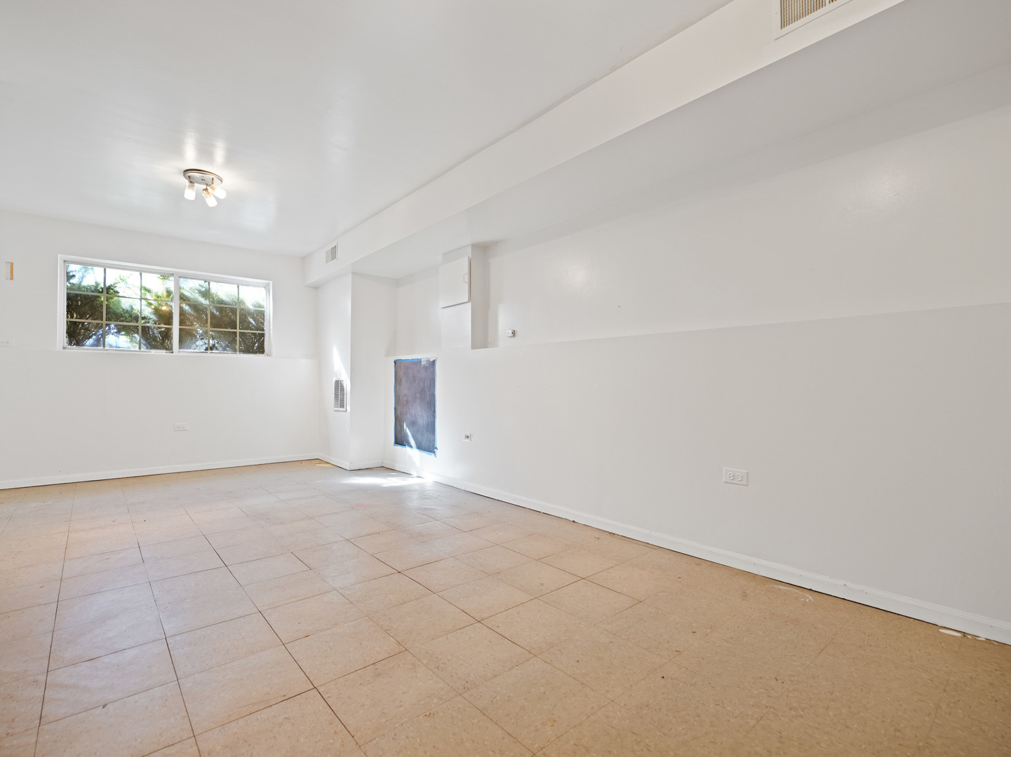 5830 W Lake Street, Chicago, IL 60644