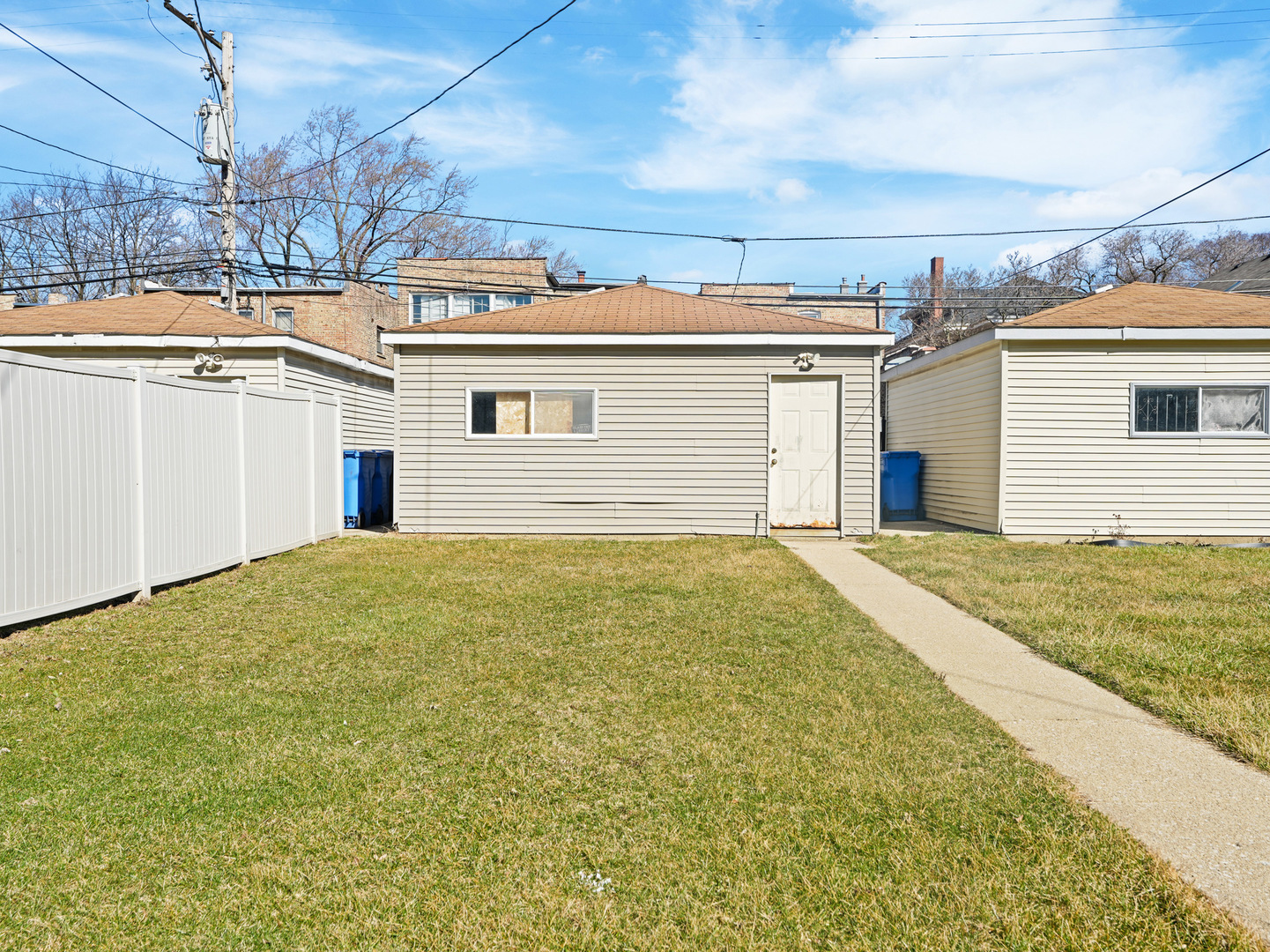 5830 W Lake Street, Chicago, IL 60644