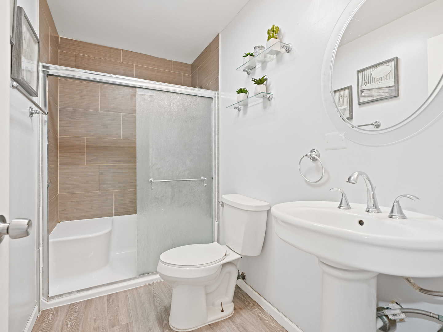 5830 W Lake Street, Chicago, IL 60644