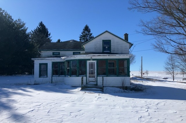 403 E Webb Street, Davis, IL 61019