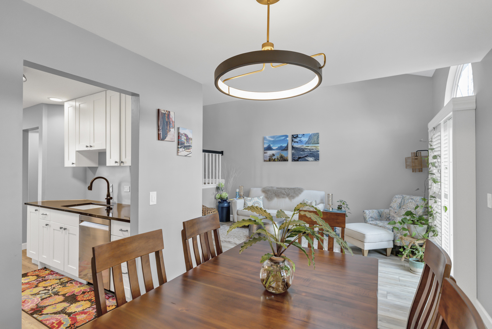 270 Woodstone Circle, Buffalo Grove, IL 60089