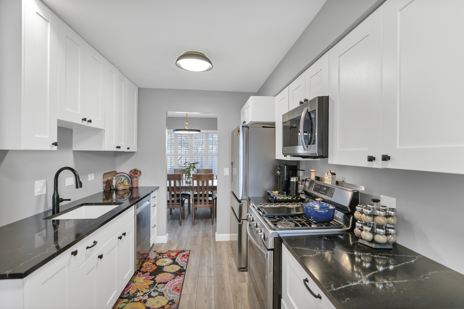 270 Woodstone Circle, Buffalo Grove, IL 60089