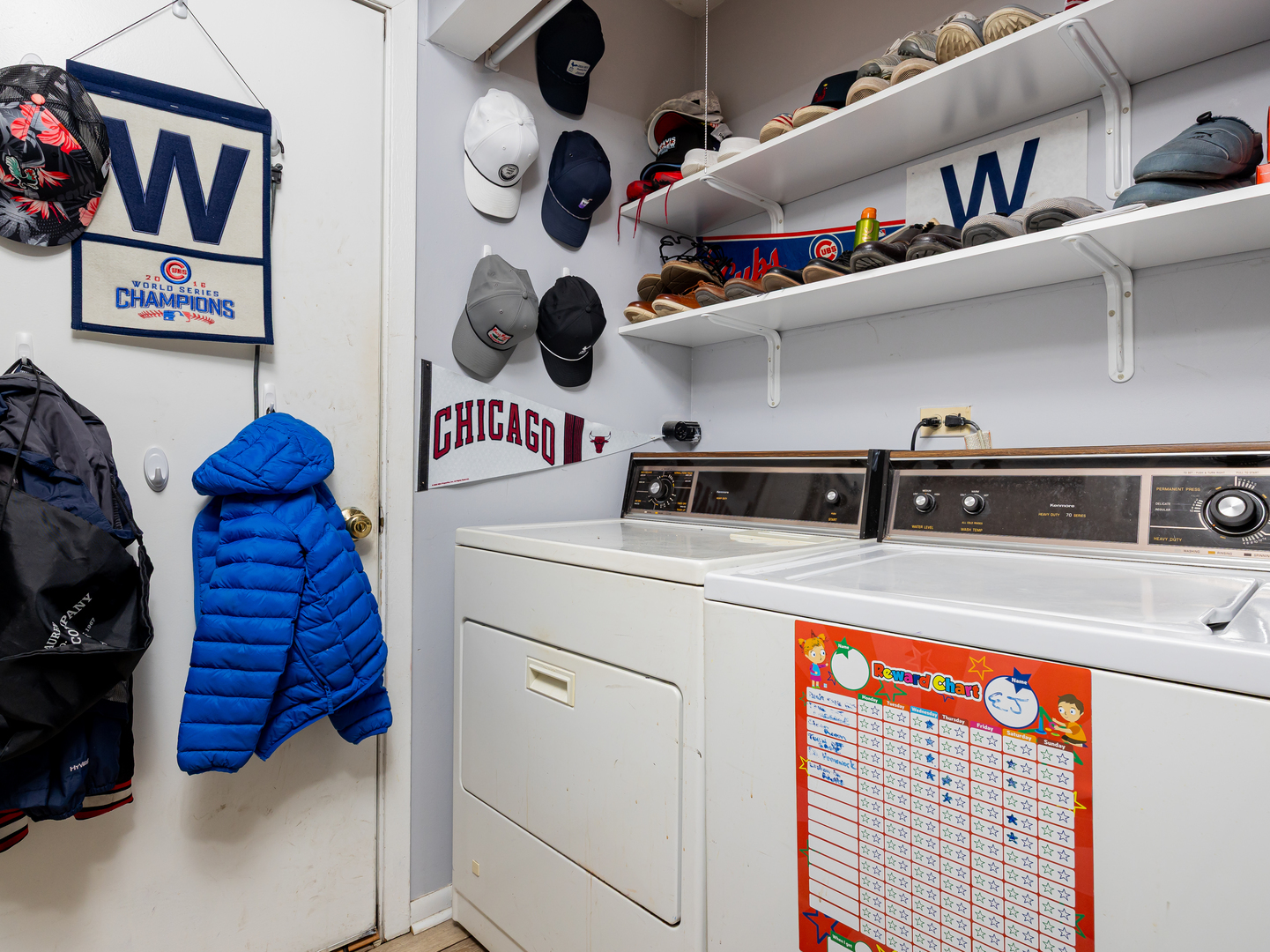 1000 Devonshire Avenue, Naperville, IL 60540