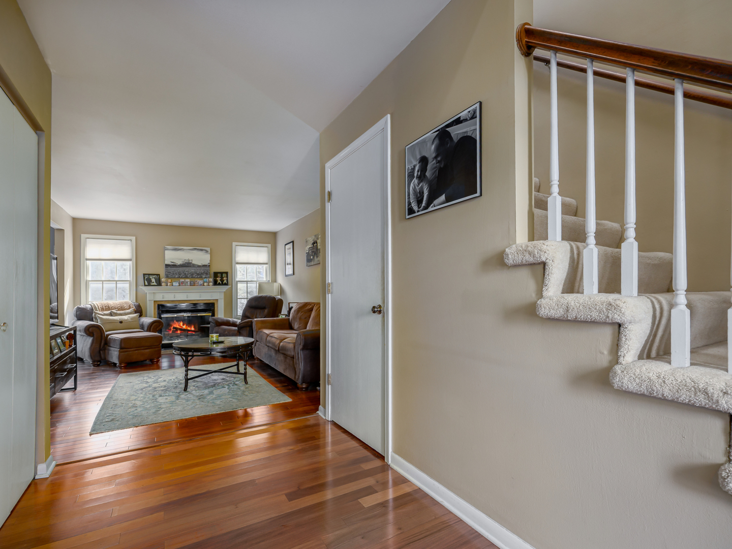 1000 Devonshire Avenue, Naperville, IL 60540