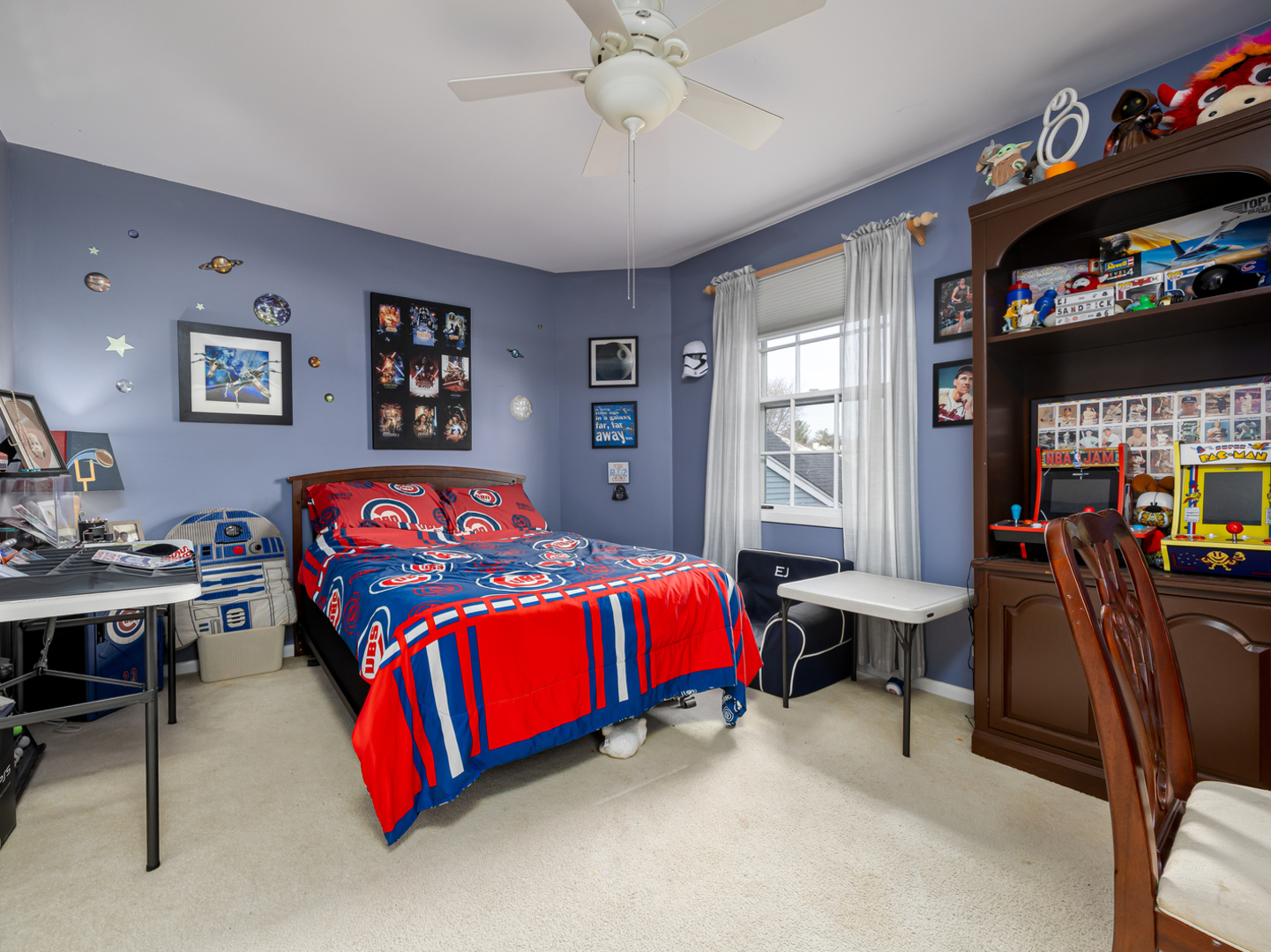 1000 Devonshire Avenue, Naperville, IL 60540