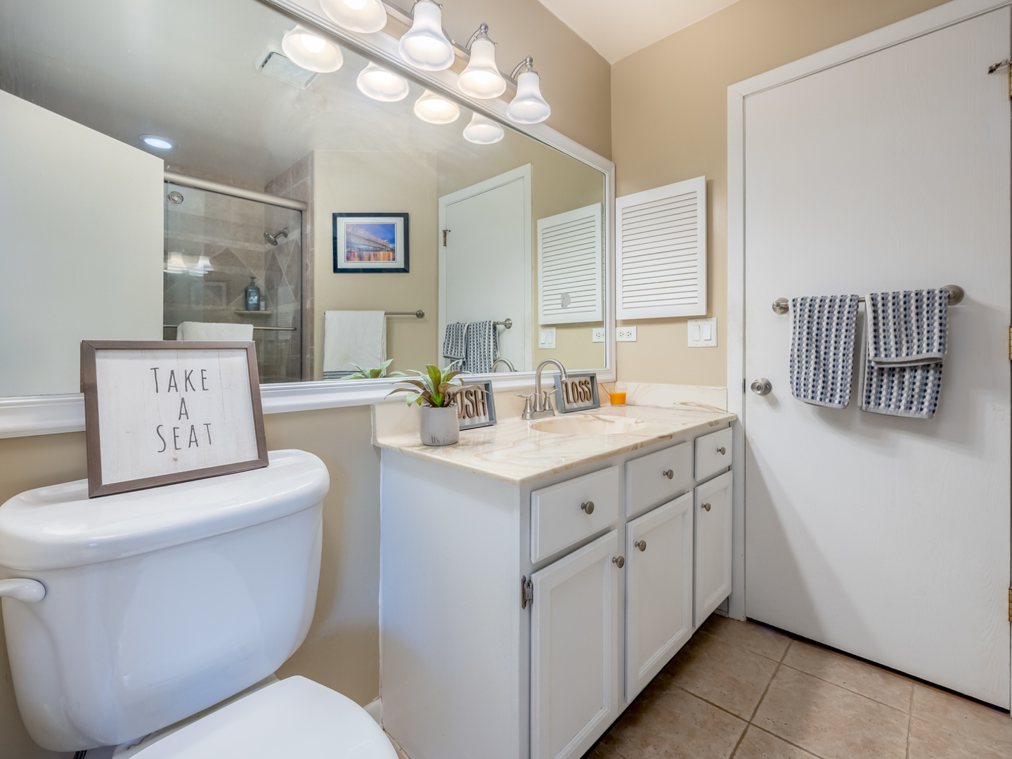 1000 Devonshire Avenue, Naperville, IL 60540