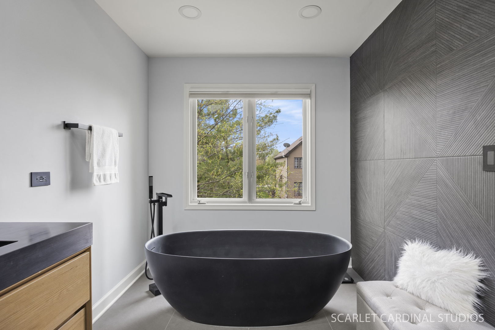 2412 Comstock Court, Naperville, IL 60564