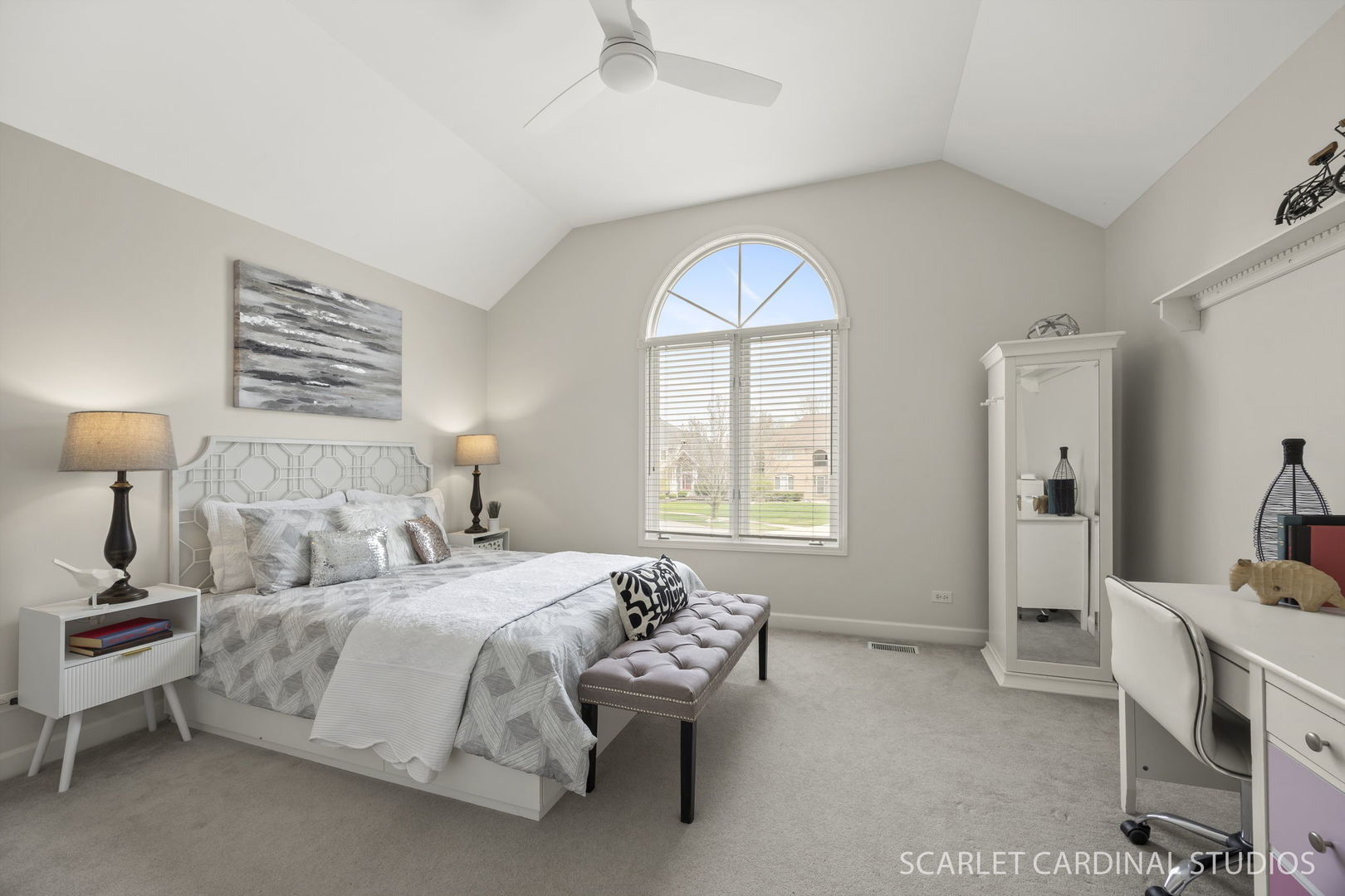 2412 Comstock Court, Naperville, IL 60564