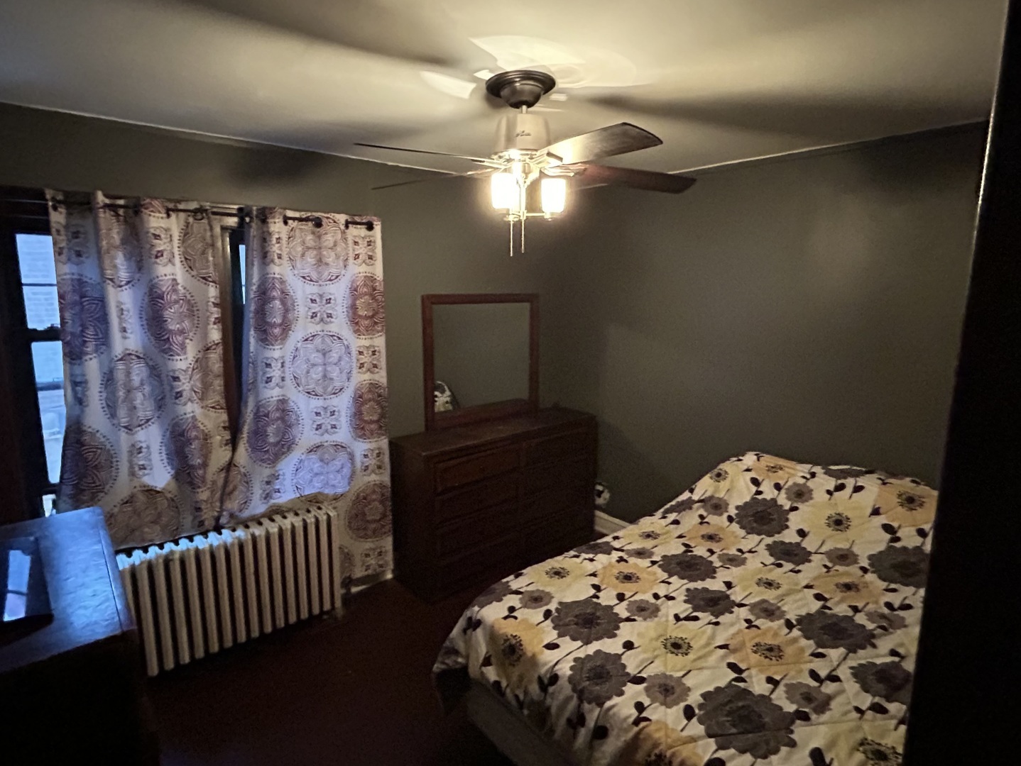 13845 S Wabash Avenue, Riverdale, IL 60827