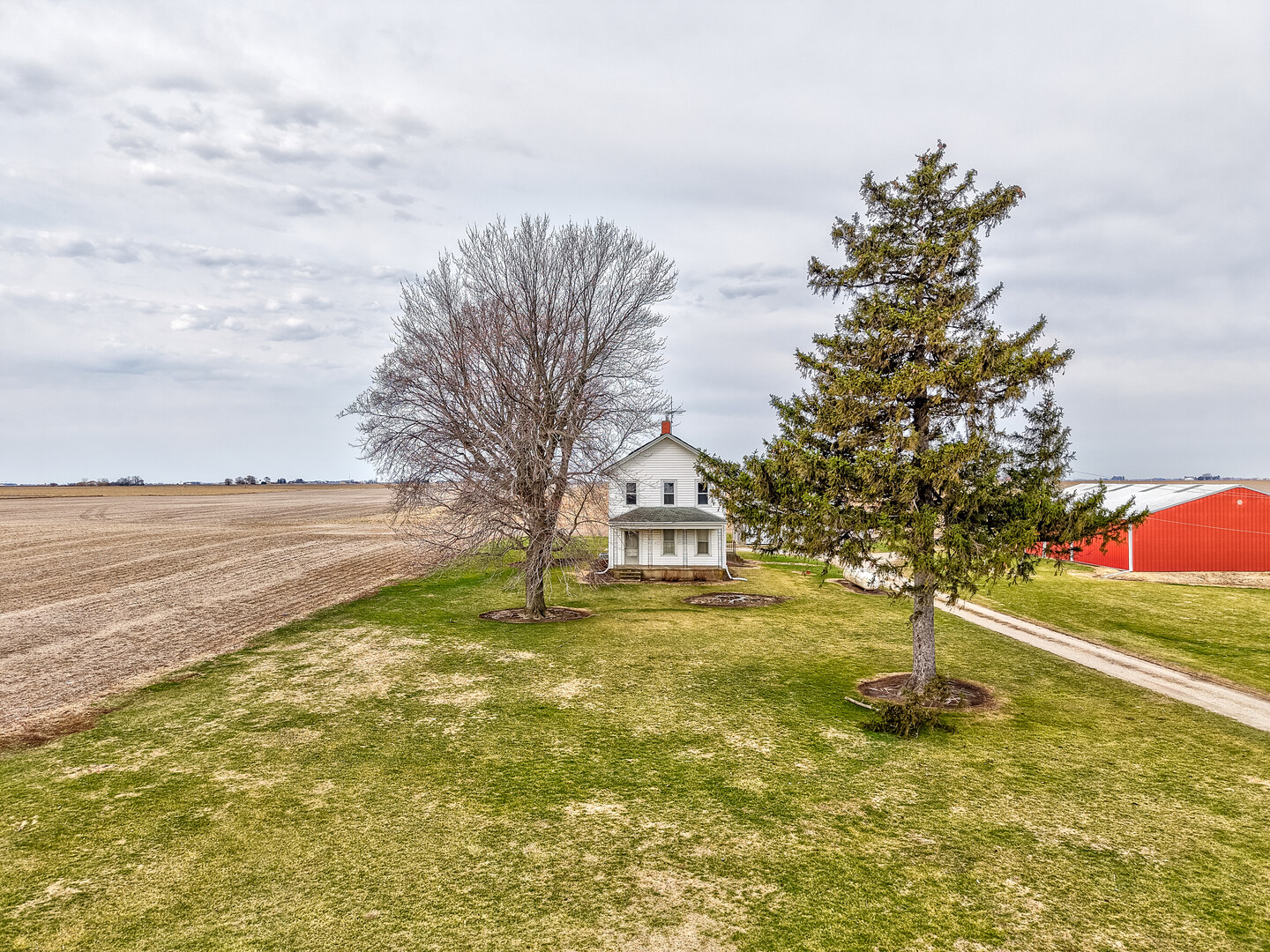 3865 E 1553rd Road, Earlville, IL 60518