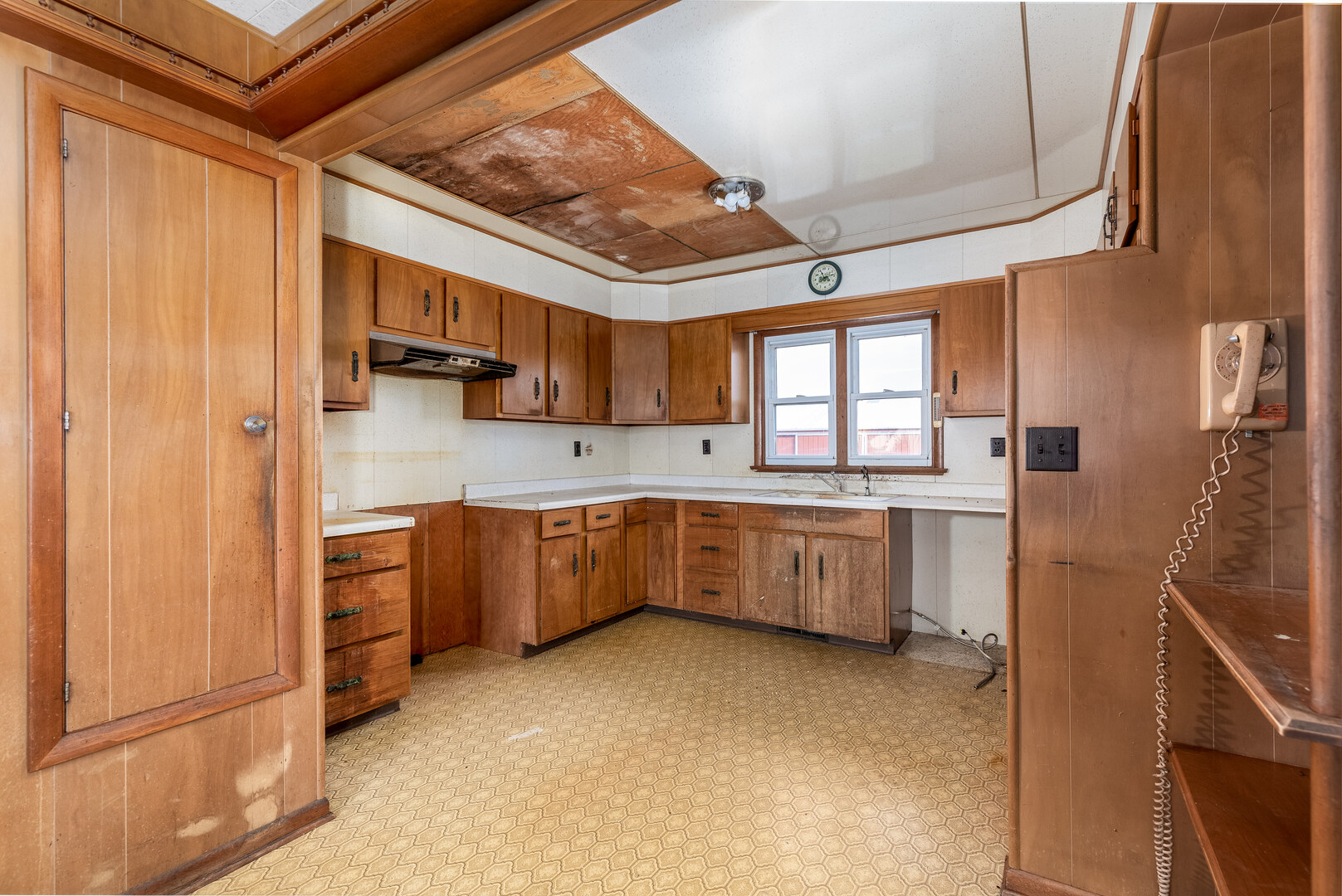 3865 E 1553rd Road, Earlville, IL 60518