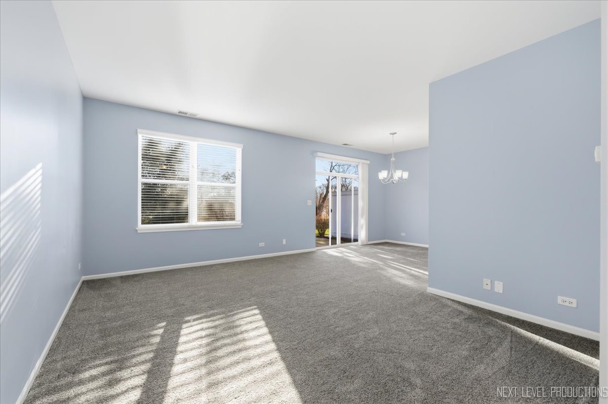 472 Majestic Lane, Oswego, IL 60543