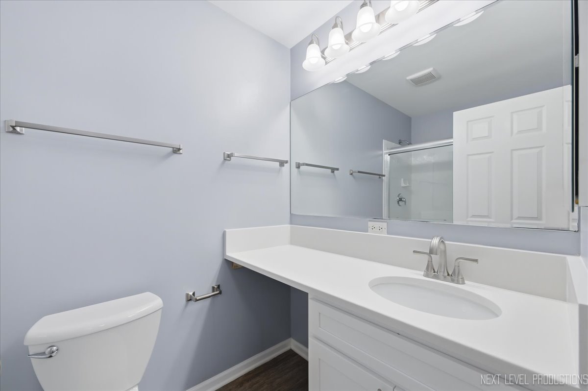 472 Majestic Lane, Oswego, IL 60543