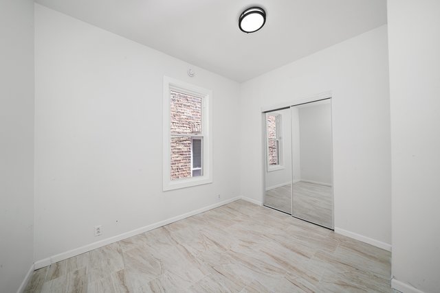 5229 S Campbell Avenue, Chicago, IL 60632