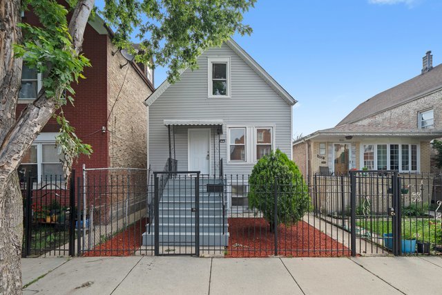 5229 S Campbell Avenue, Chicago, IL 60632