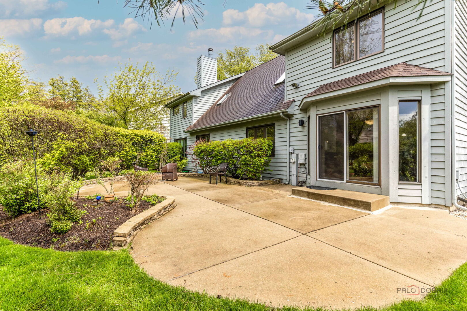 805 Summer Court, Buffalo Grove, IL 60089