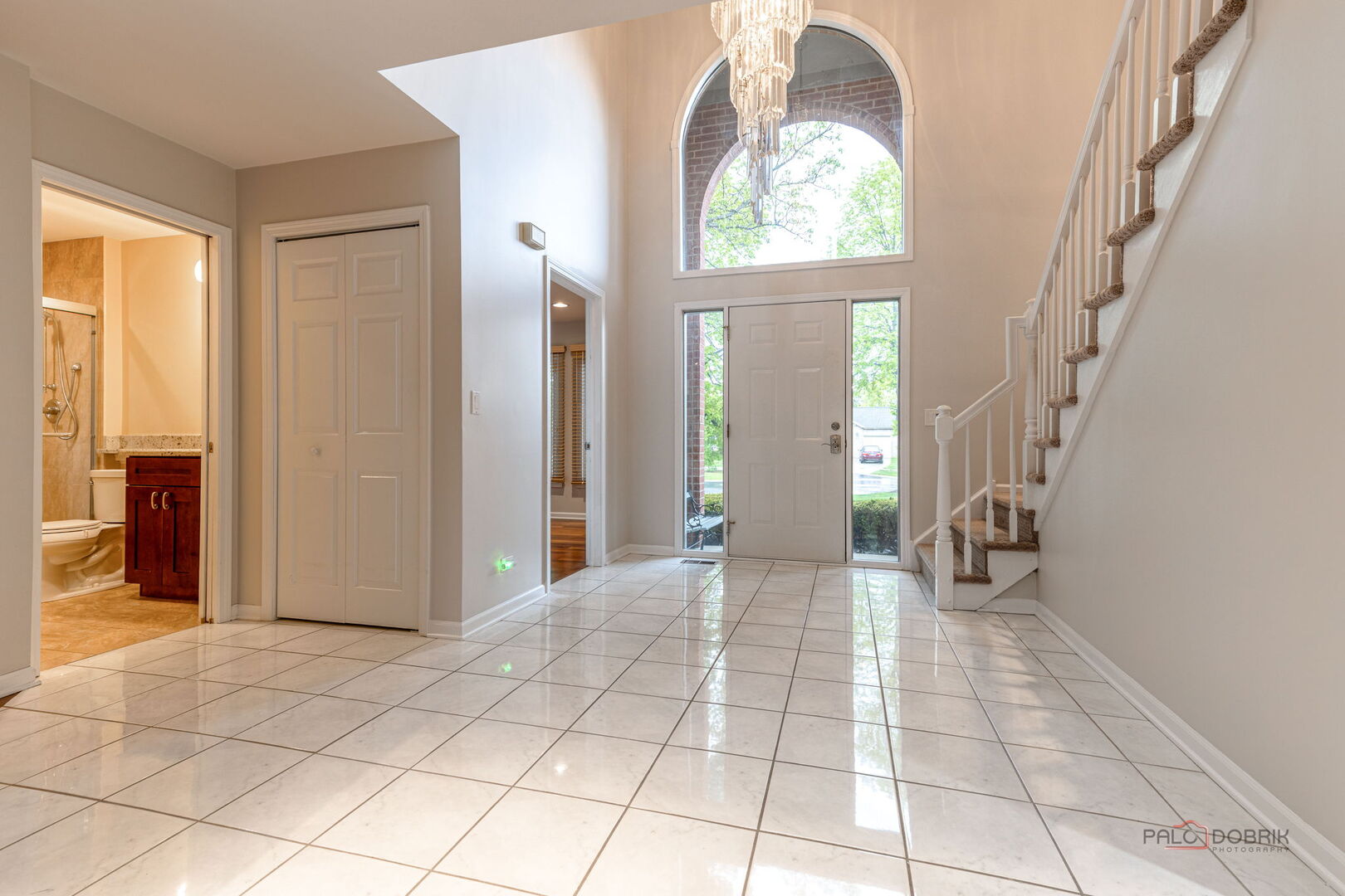 805 Summer Court, Buffalo Grove, IL 60089