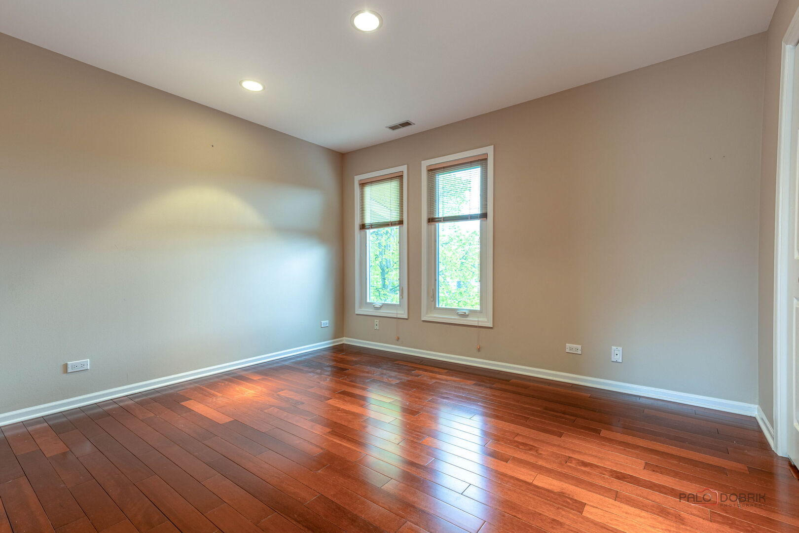 805 Summer Court, Buffalo Grove, IL 60089