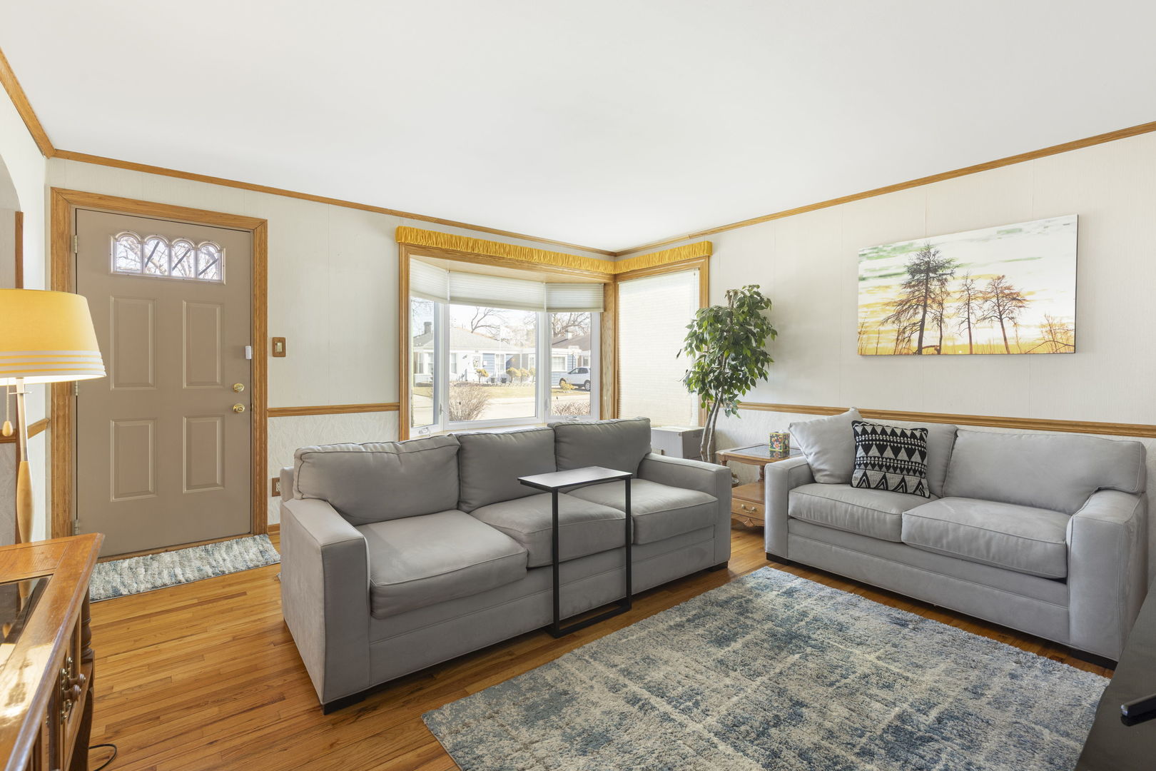 8400 S Knox Avenue, Chicago, IL 60652