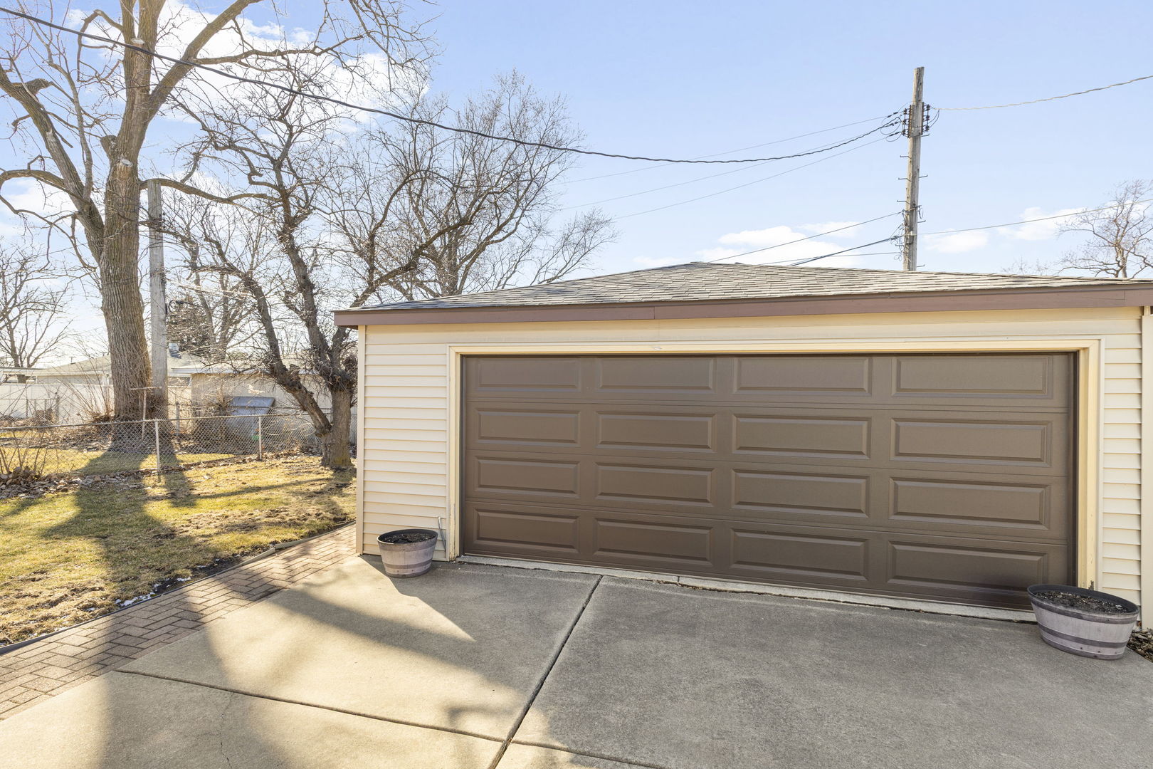 8400 S Knox Avenue, Chicago, IL 60652