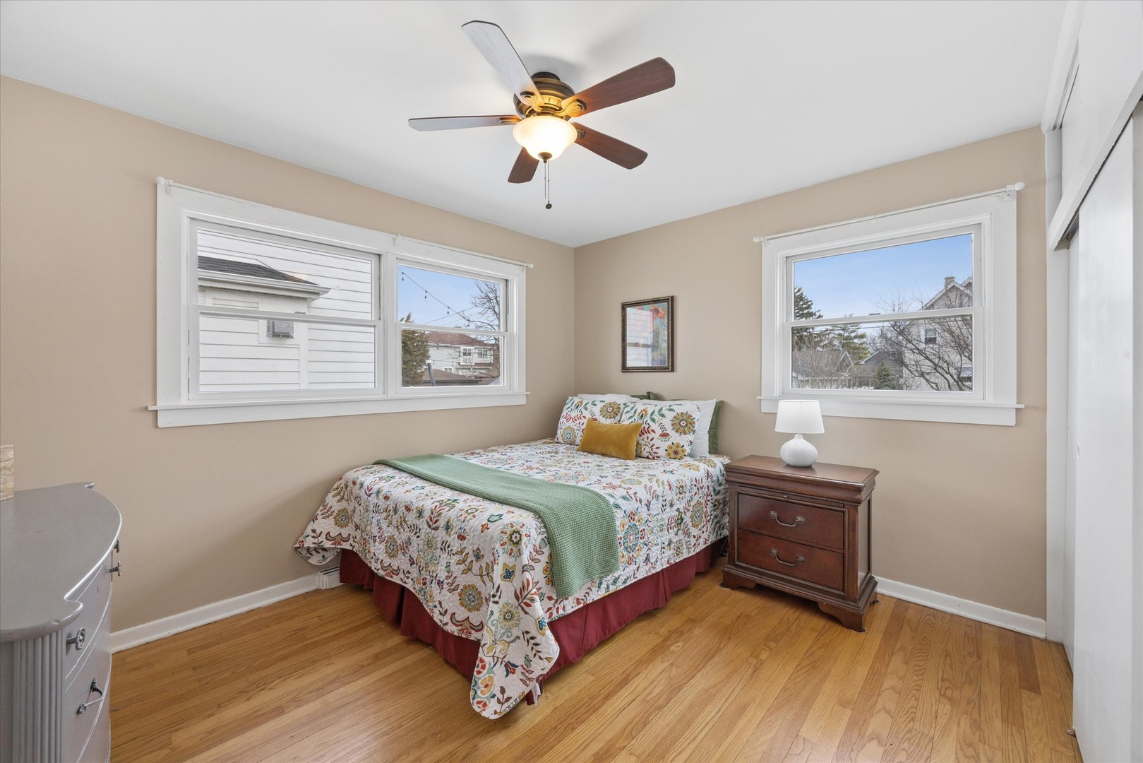 5325 S Catherine Avenue, Countryside, IL 60525