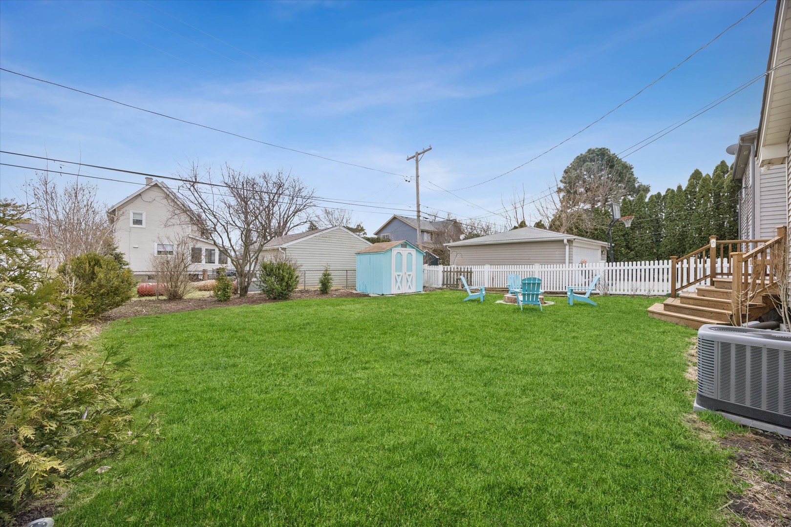 5325 S Catherine Avenue, Countryside, IL 60525