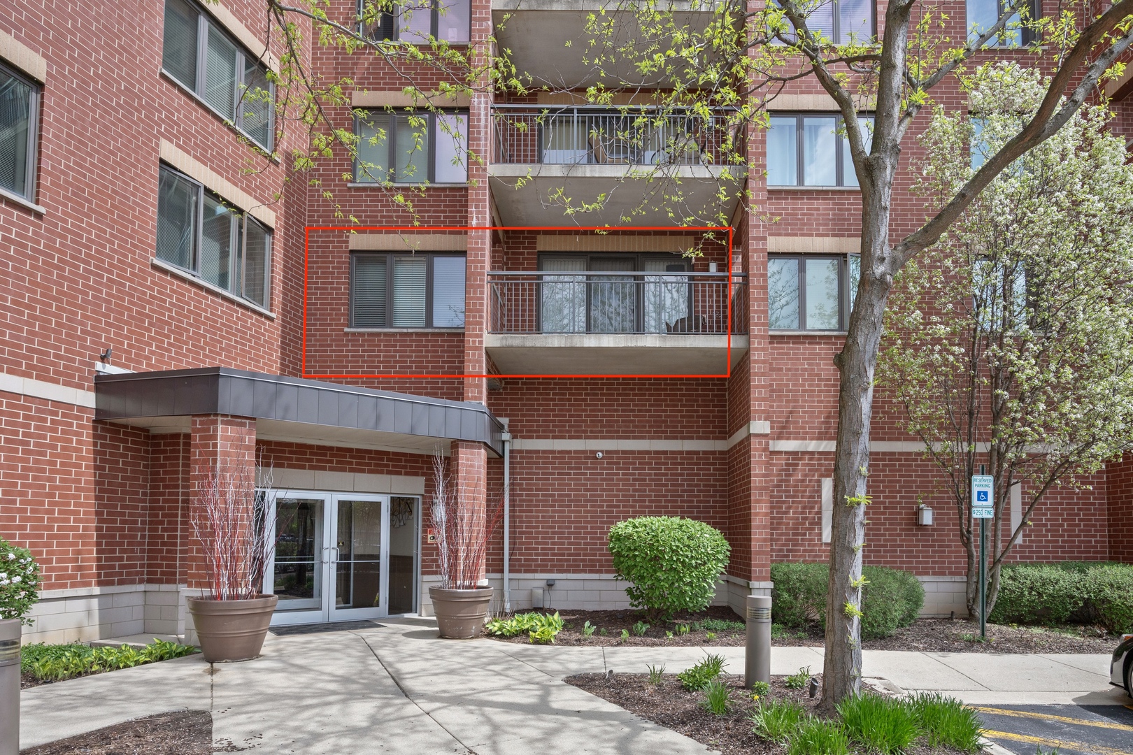 225 Main Street #216, Roselle, IL 60172