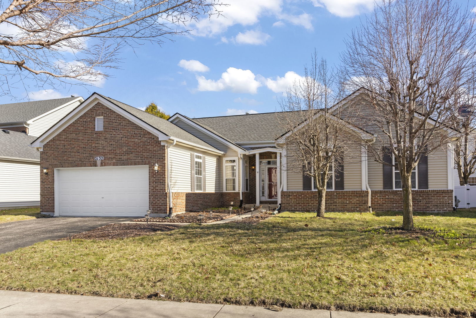 2132 Colonial Street, Aurora, IL 60503