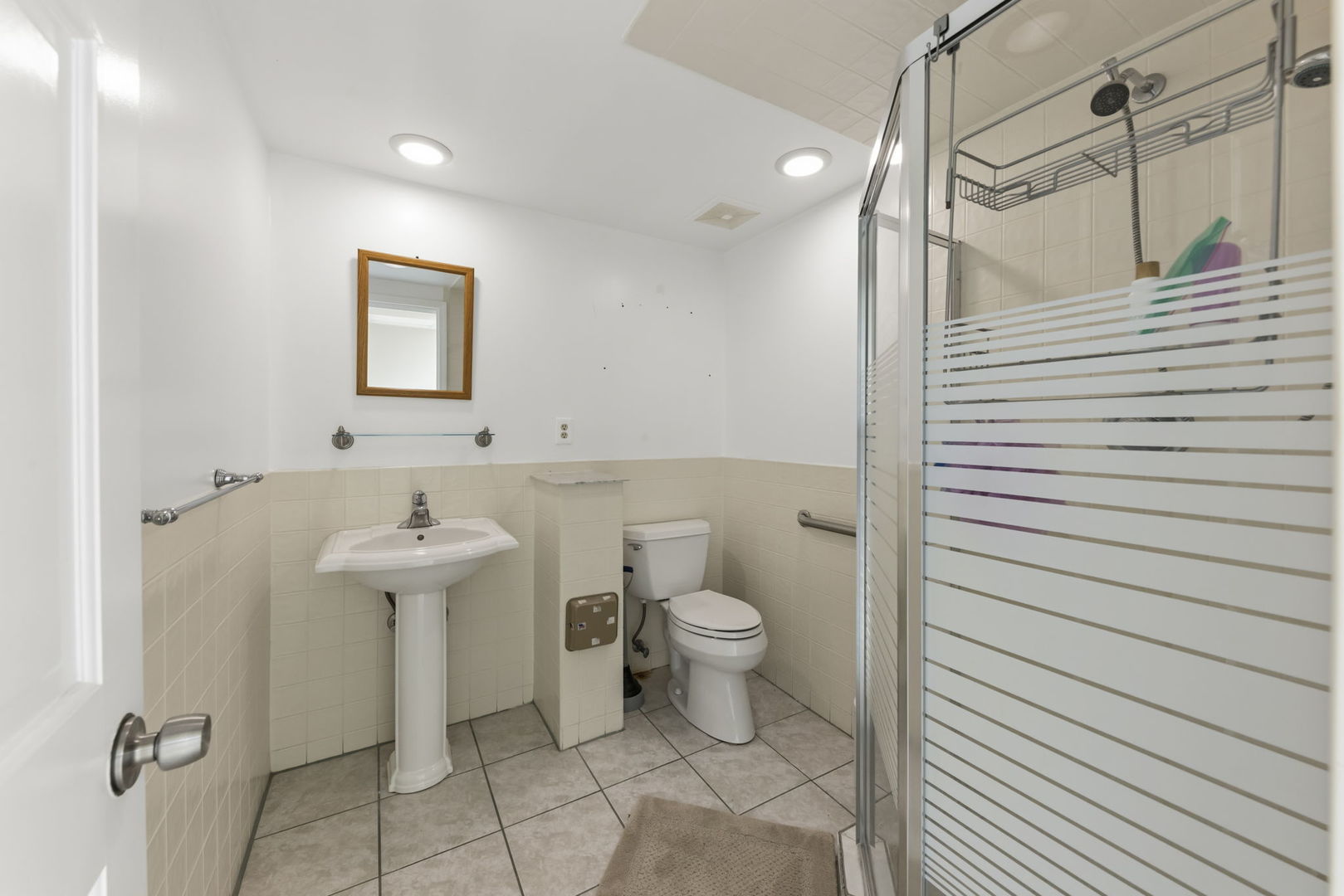 2132 Colonial Street, Aurora, IL 60503