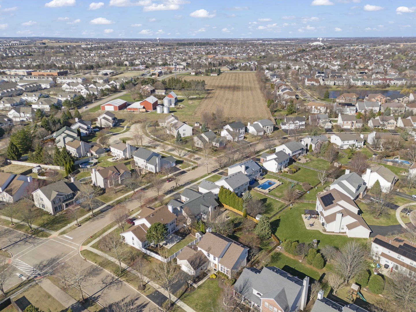 2132 Colonial Street, Aurora, IL 60503