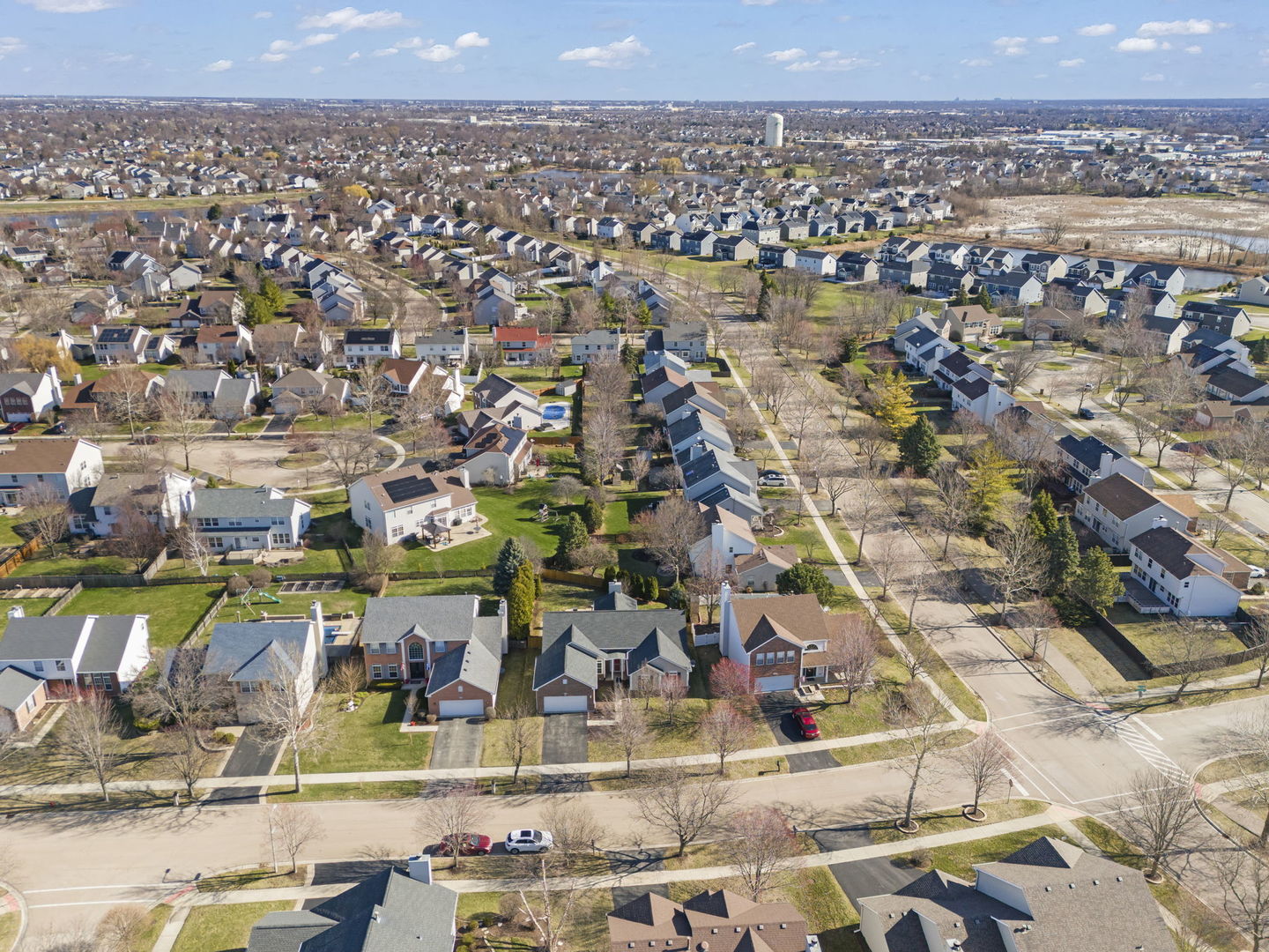 2132 Colonial Street, Aurora, IL 60503