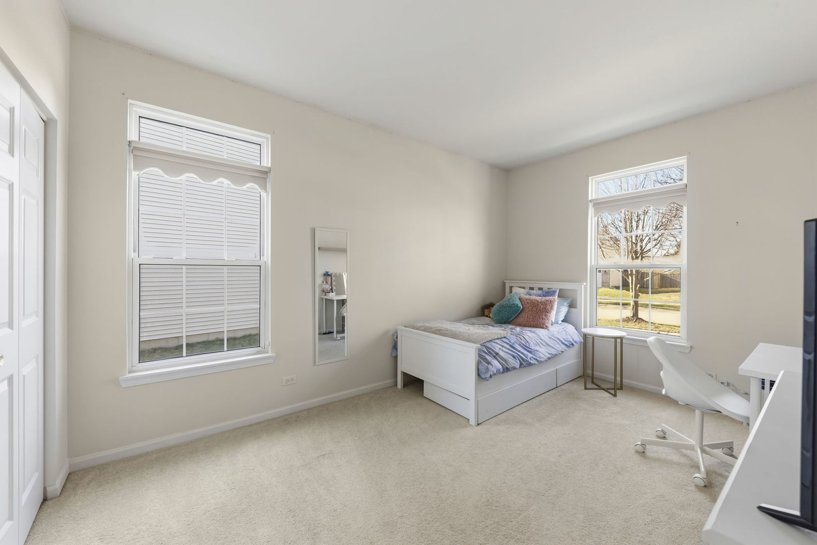 2132 Colonial Street, Aurora, IL 60503