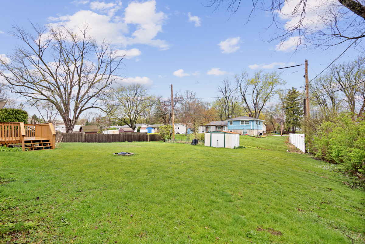 4300 Parkway Avenue, McHenry, IL 60050