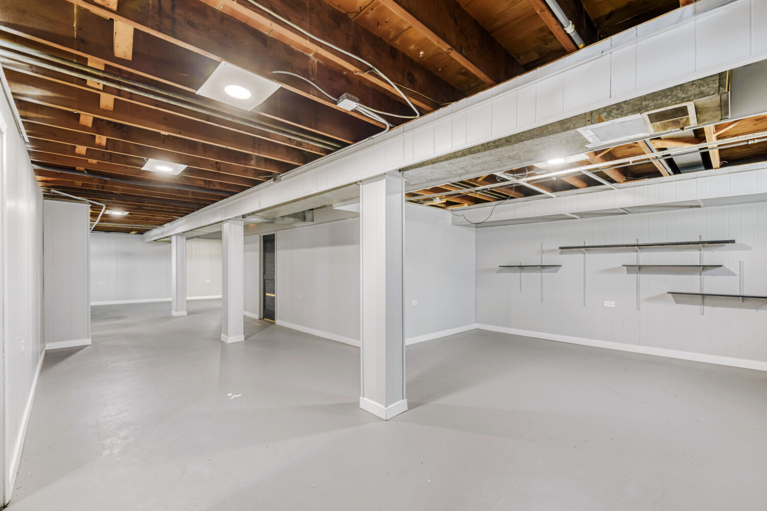 8641 S Jeffery Boulevard, Chicago, IL 60617