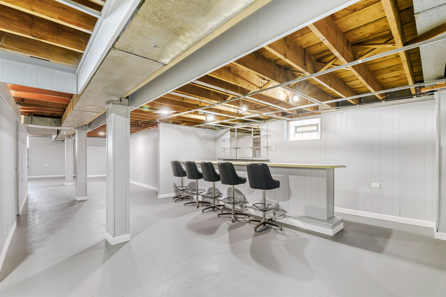 8641 S Jeffery Boulevard, Chicago, IL 60617