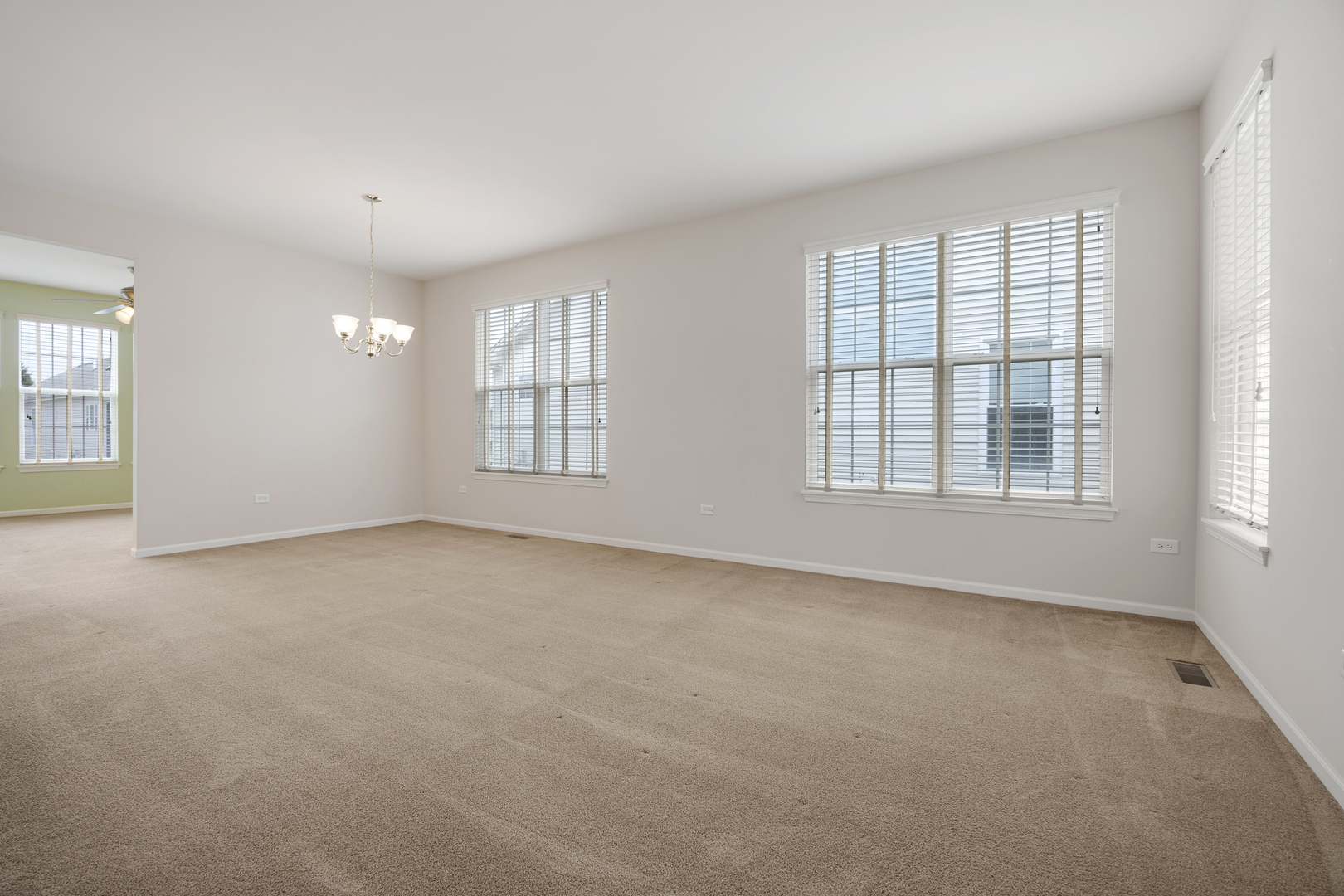 3707 Idlewild Lane, Naperville, IL 60564