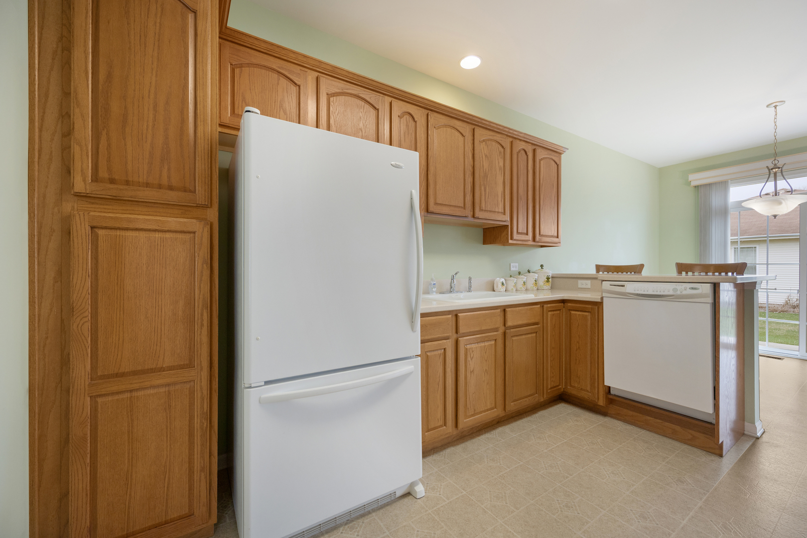 3707 Idlewild Lane, Naperville, IL 60564