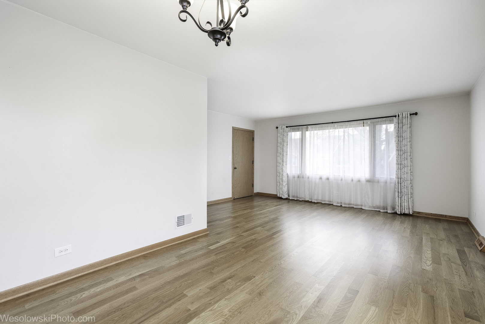 3343 N NORMANDY Avenue, Chicago, IL 60634