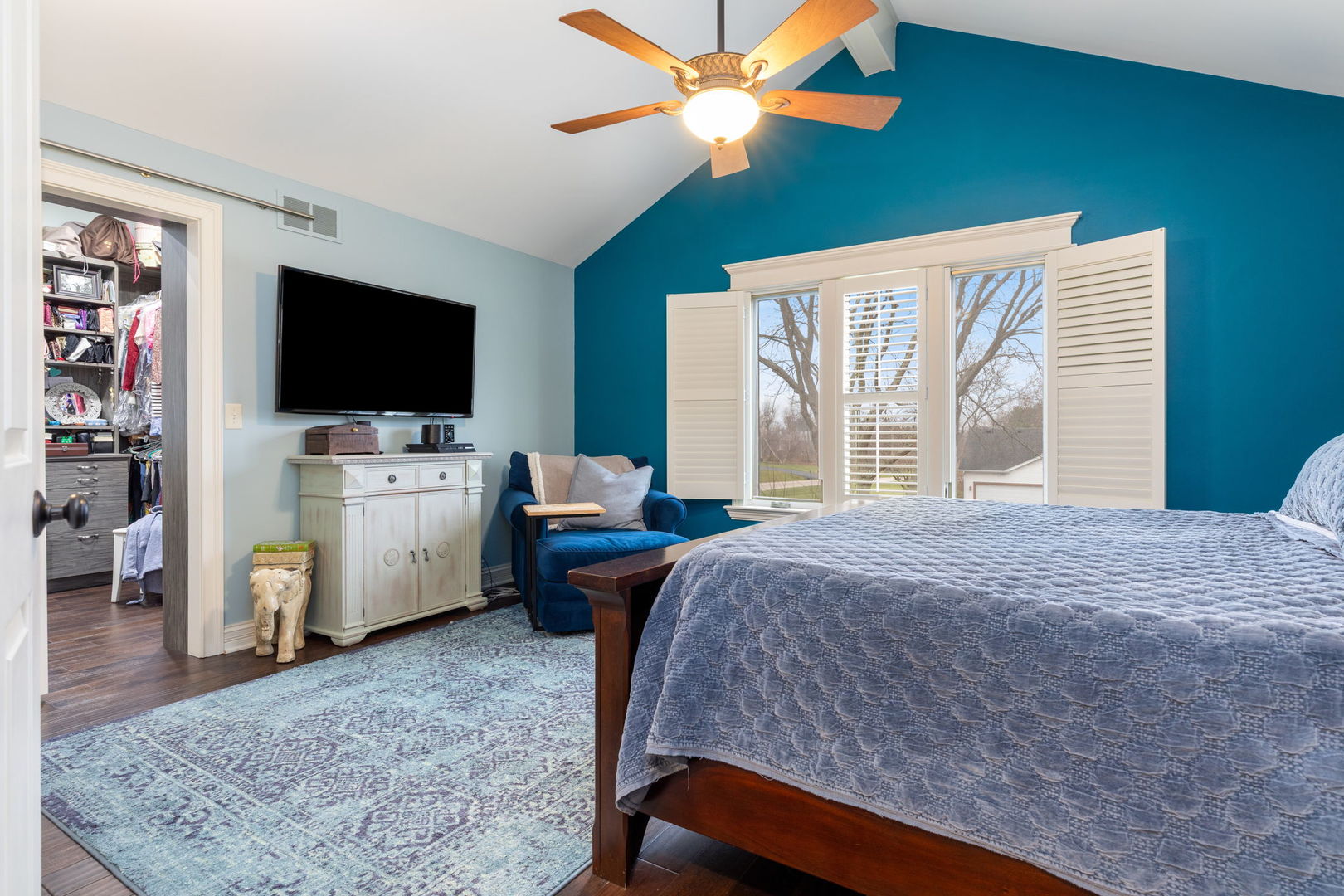 6N680 Somerset Drive, St. Charles, IL 60175