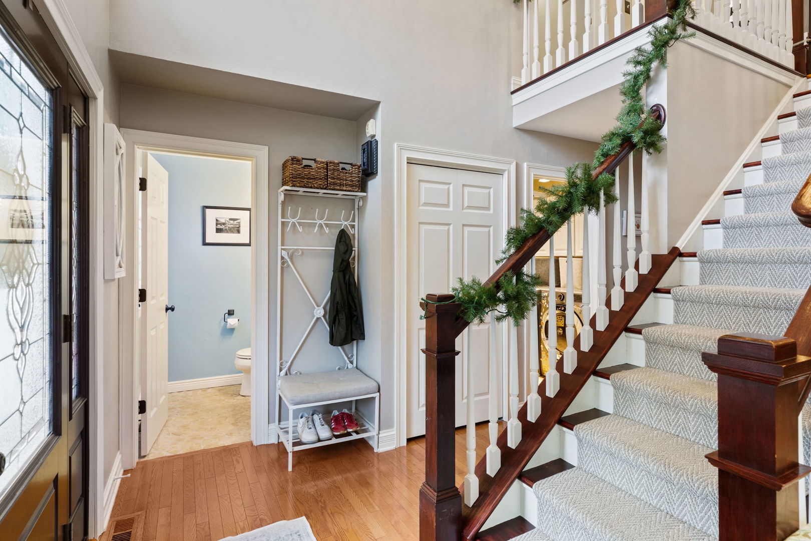 6N680 Somerset Drive, St. Charles, IL 60175